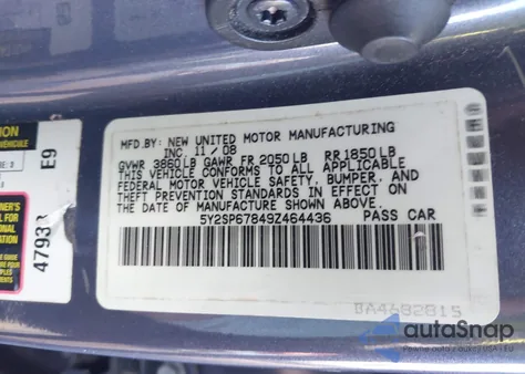 2009 Pontiac Vibe from USA, damaged, VIN 5Y2SP67849Z464436